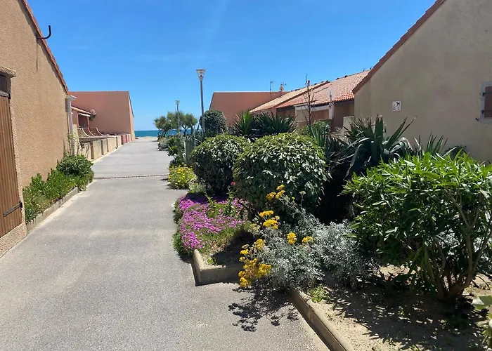Leucate, Maison Dans Village Naturiste Eden A 50 M De La Plage, 4 Personnes
